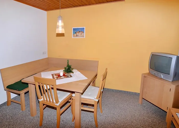 Apartment Hochunnutz By Interhome 阿亨基希